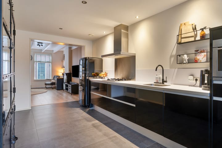 Foto 7 van A van Heestraat 32