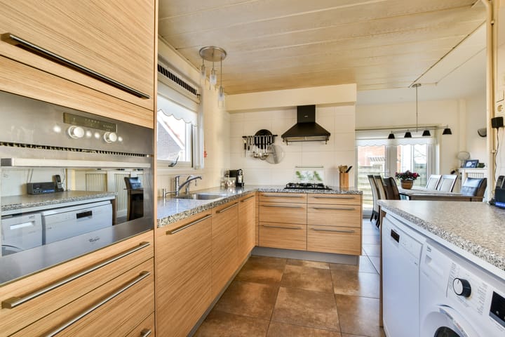 Foto 16 van Huigsloterdijk 411