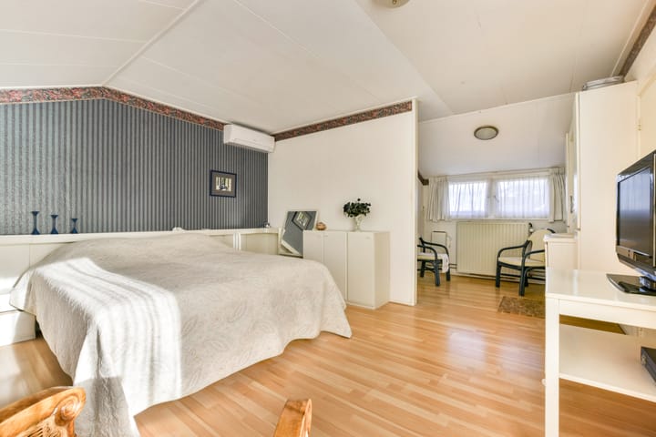 Foto 21 van Huigsloterdijk 411