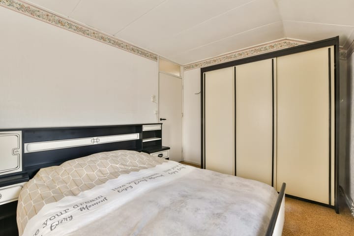 Foto 27 van Huigsloterdijk 411