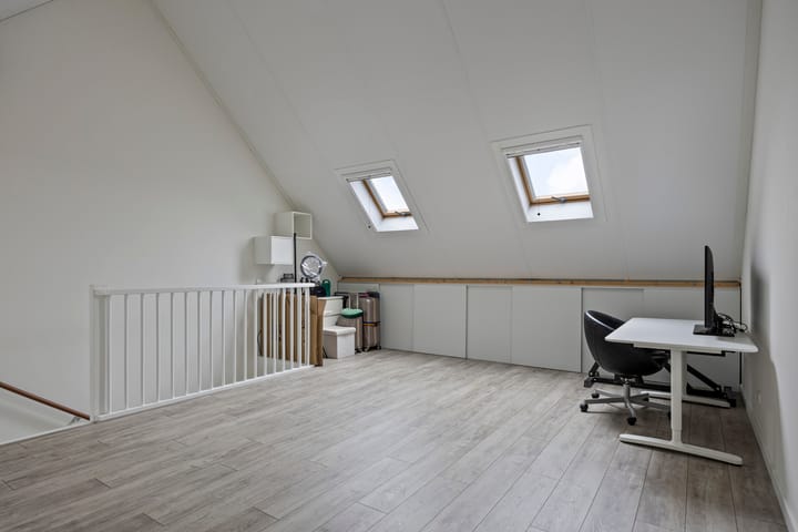 Photo 25 of Veenbies 23