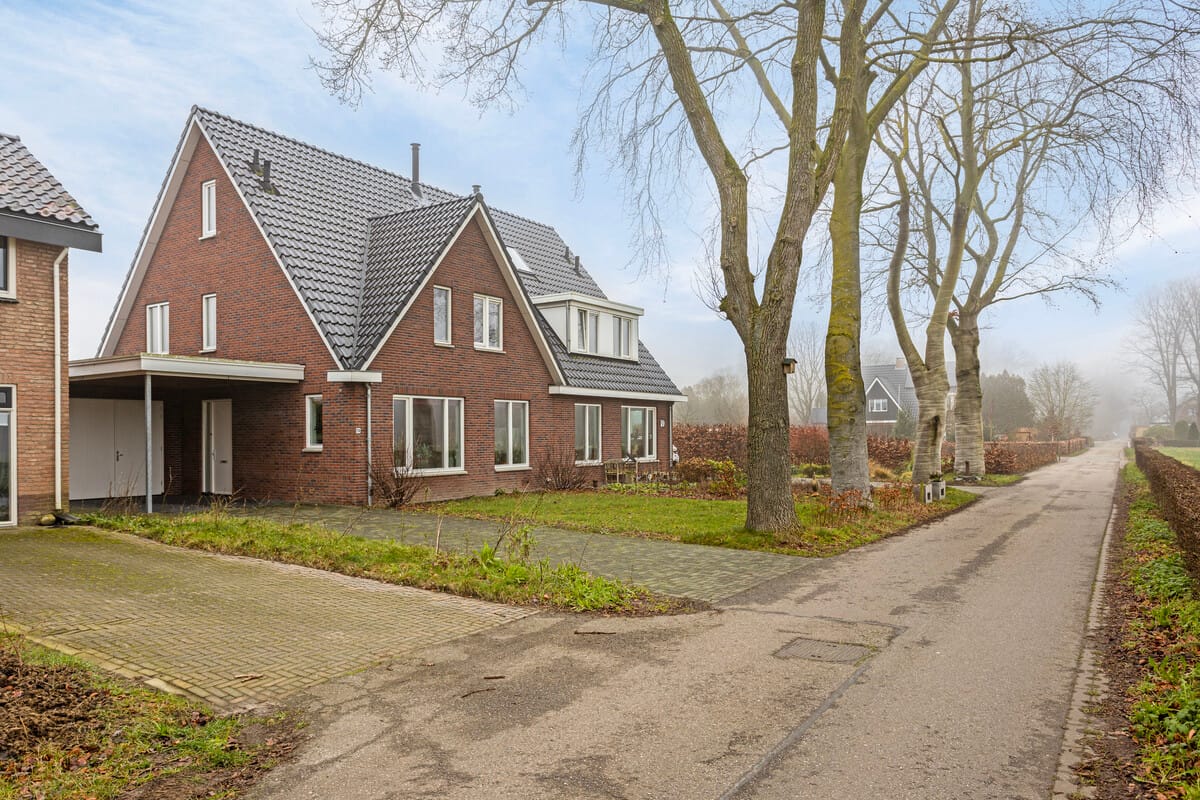 Foto 1 van Dernhorstlaan 7-A