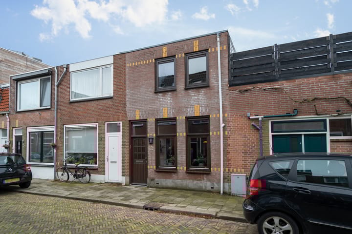 Foto 1 van Chrysantstraat 1