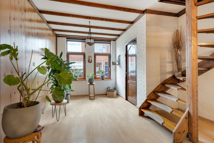 Foto 10 van Chrysantstraat 1