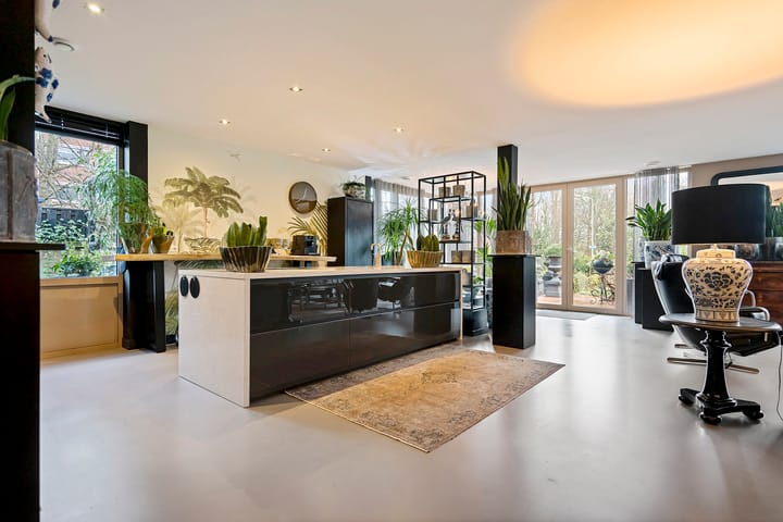 Foto 9 van Westeinde 132-E