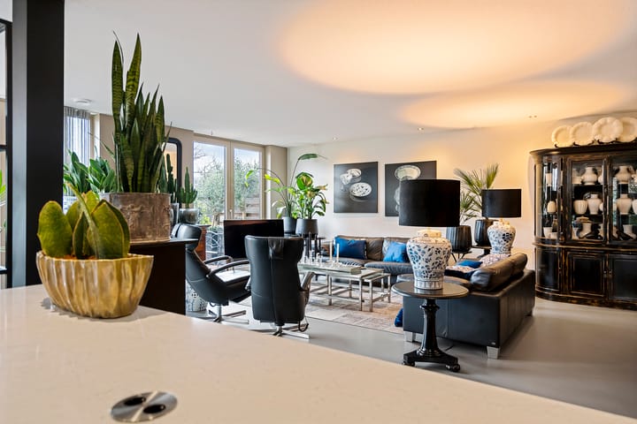 Foto 16 van Westeinde 132-E