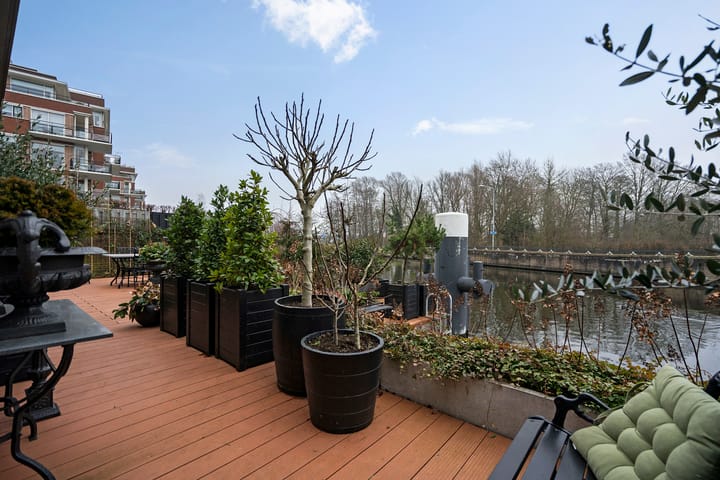 Foto 43 van Westeinde 132-E