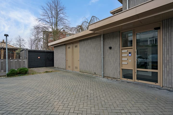 Foto 61 van Westeinde 132-E