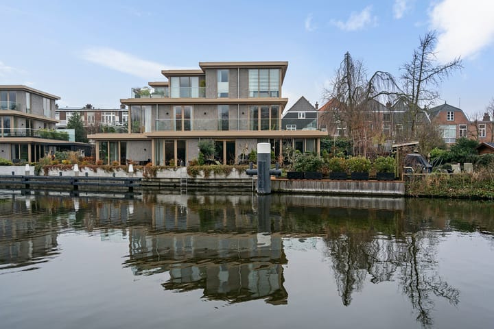 Foto 68 van Westeinde 132-E