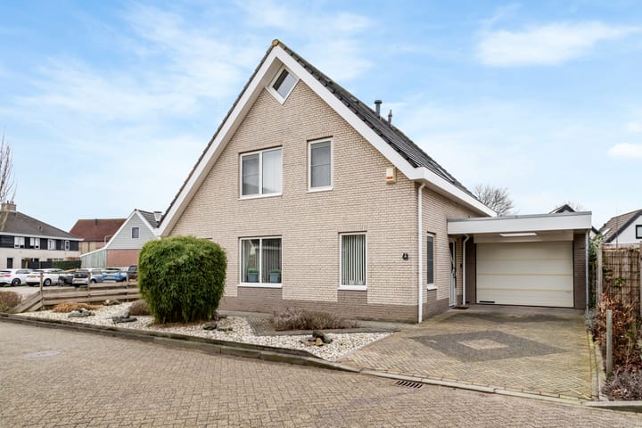 Foto 3 van Truus Oversteegenstraat 41