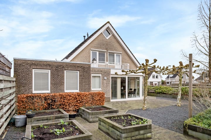 Foto 30 van Truus Oversteegenstraat 41