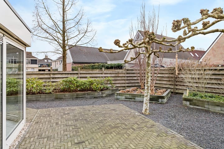 Foto 32 van Truus Oversteegenstraat 41