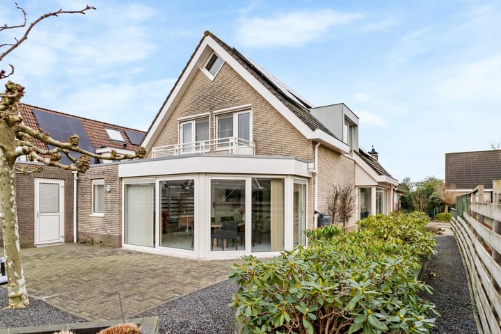 Foto 35 van Truus Oversteegenstraat 41