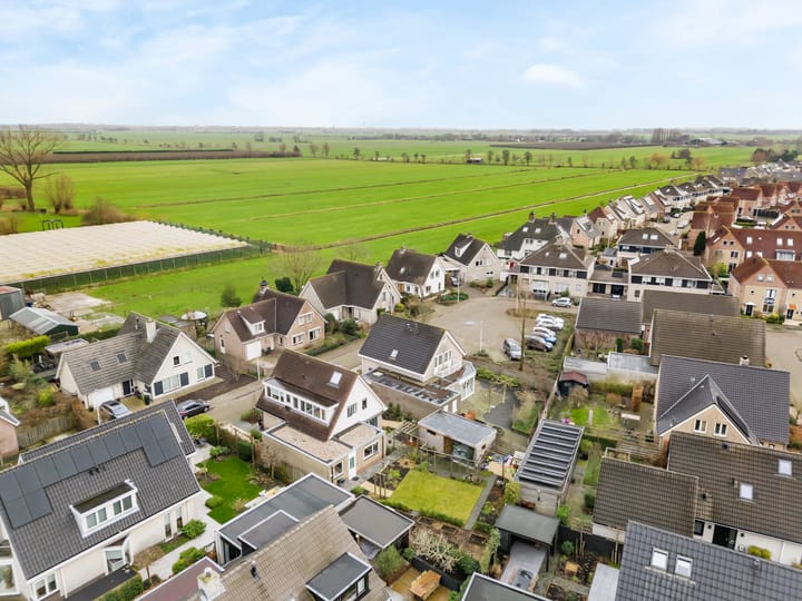 Foto 40 van Truus Oversteegenstraat 41