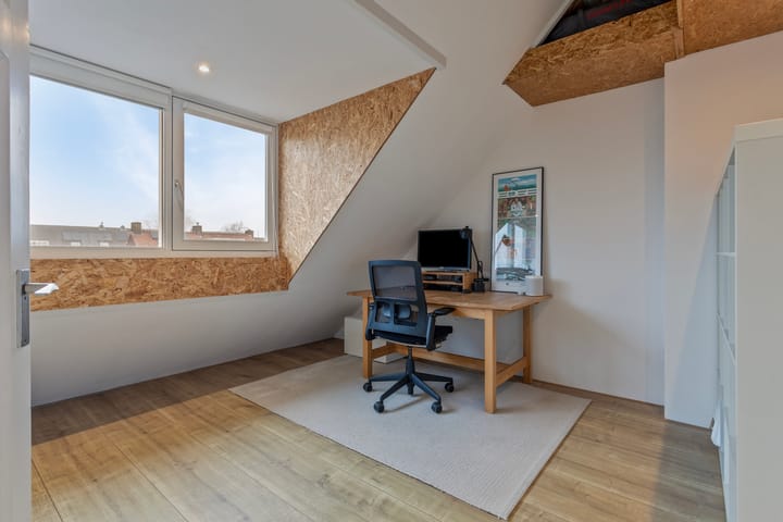 Foto 49 van Jan van Heelustraat 16