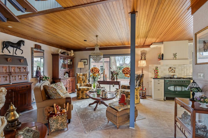 Foto 2 van Burgemeester Overdorpstraat 45