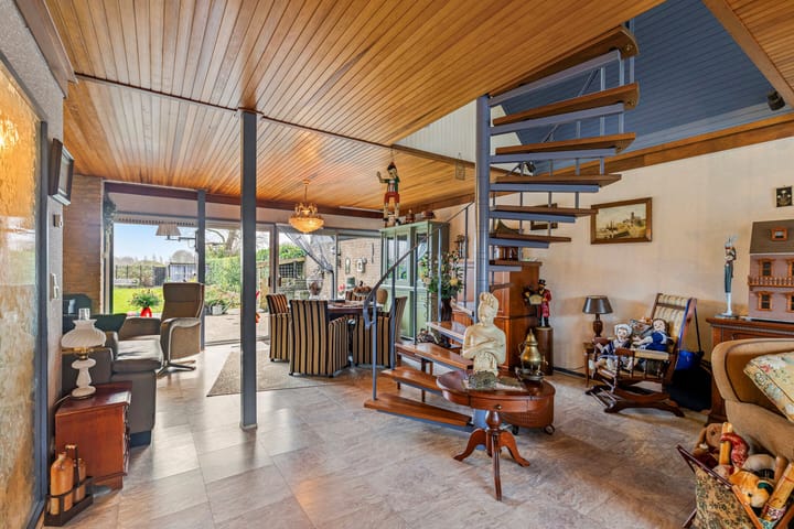 Foto 10 van Burgemeester Overdorpstraat 45