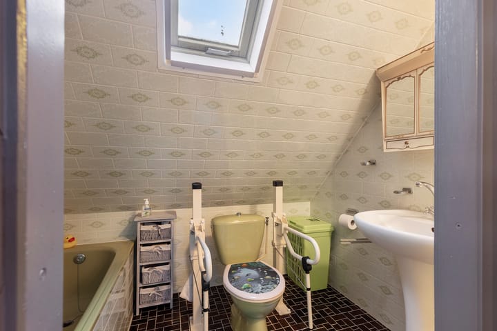 Foto 24 van Burgemeester Overdorpstraat 45