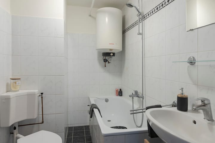 Photo 4 of Enschotsestraat 357