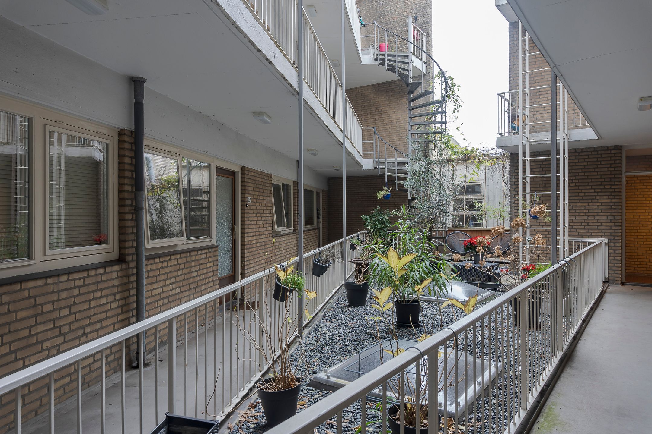 Foto 24 van Enschotsestraat 357