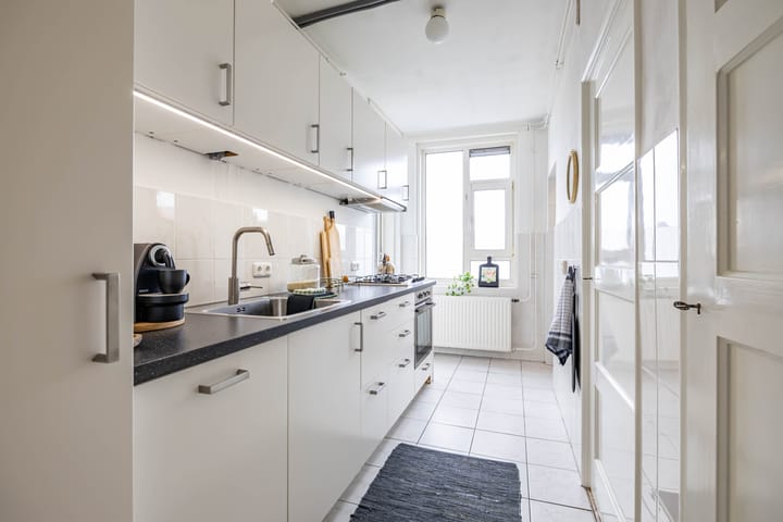 Foto 3 van Wielewaalplein 21