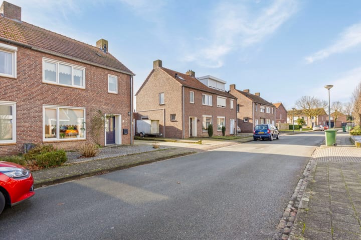 Foto 37 van Valkenstraat 23