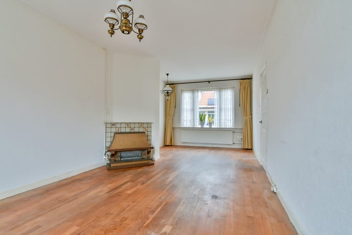 Foto 12 van Meidoornlaan 11