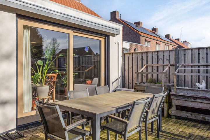 Foto 28 van Valkenstraat 23