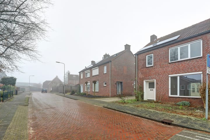 Foto 43 van Molenveldstraat 5