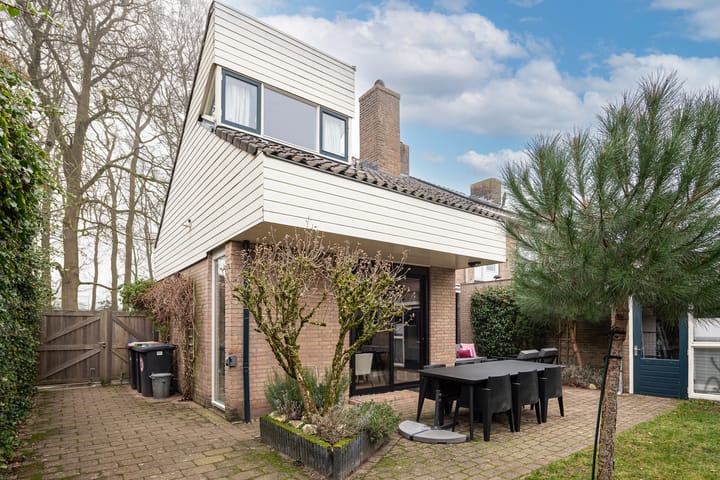 Foto 16 van Bernard Zweerslaan 23