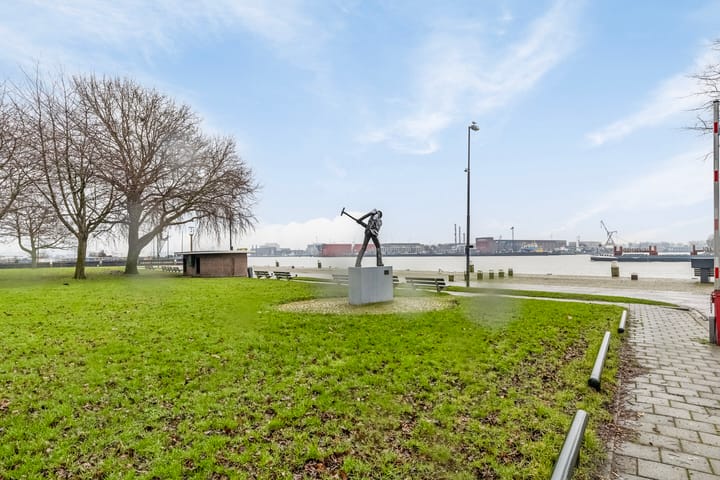 Foto 26 van Maasboulevard 142