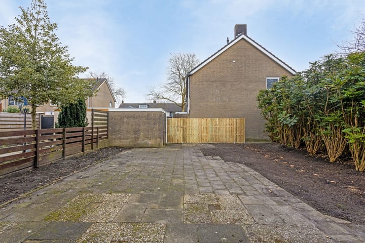 Photo 24 of Bourgondiëweg 49