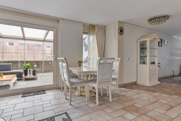 Foto 8 van Sint Petersburglaan 11