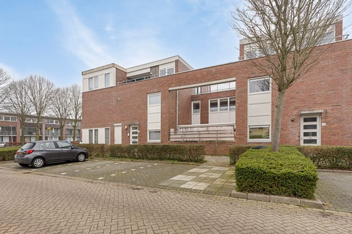 Foto 26 van Sint Petersburglaan 11