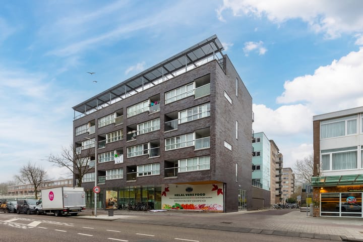 Foto 5 van Osdorper Ban 90-A17