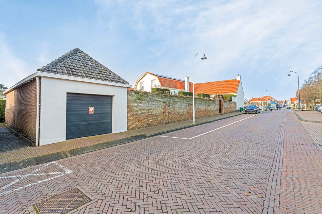 Foto 46 van Weststraat 1