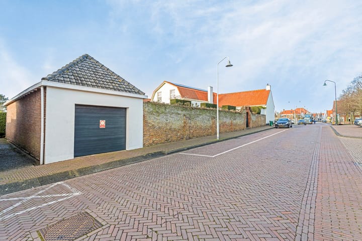 Foto 46 van Weststraat 1