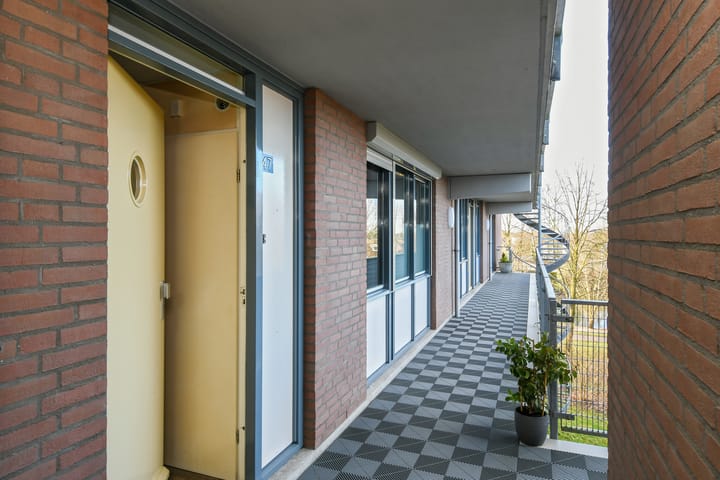 Foto 3 van Molenakkerplein 47