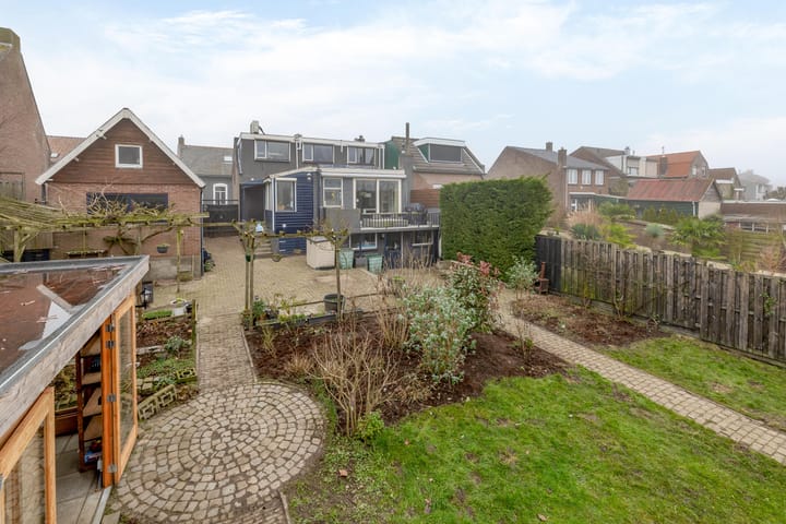 Foto 36 van Flierstraat 63