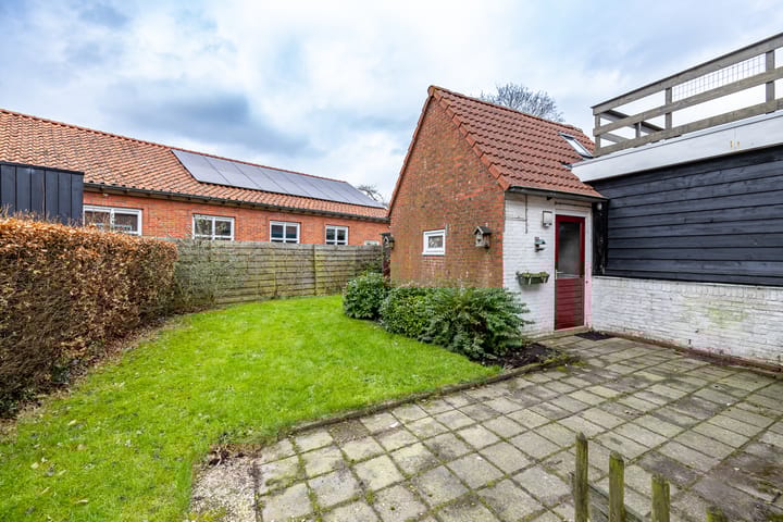 Foto 17 van P. Wierengaweg 6