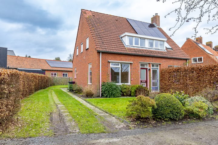 Foto 20 van P. Wierengaweg 6