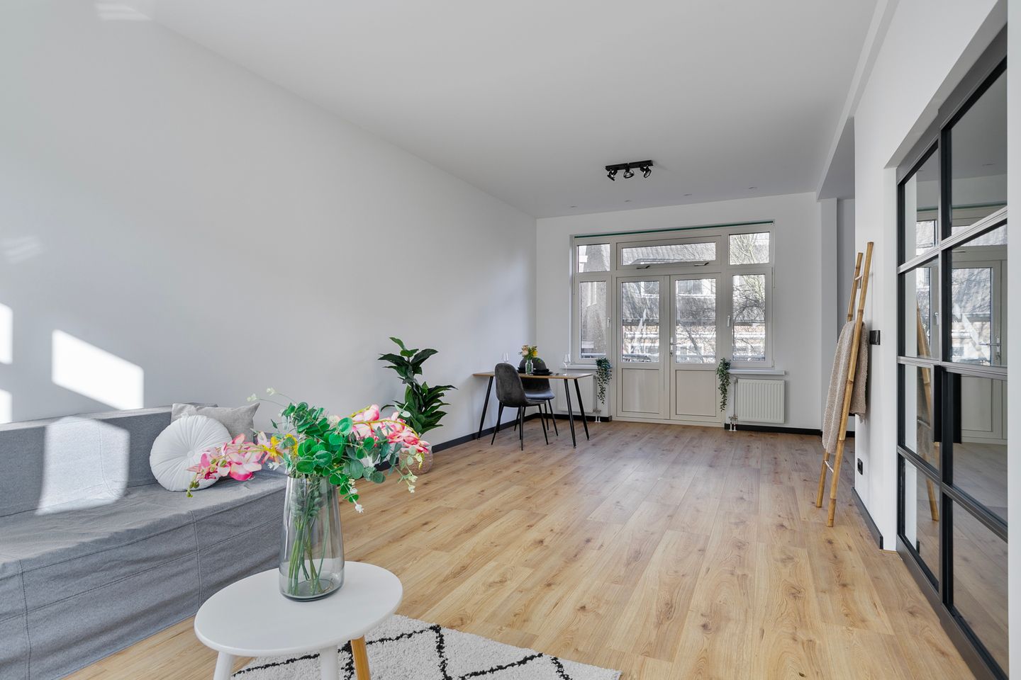 Foto 10 van Van Wageningenstraat 82