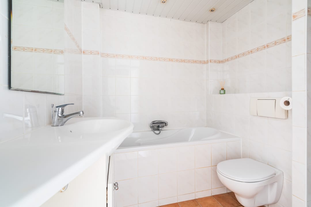 Photo 38 of Fresia 22