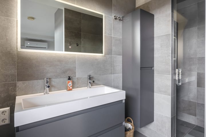 Foto 12 van Schuddebeursstraat 196