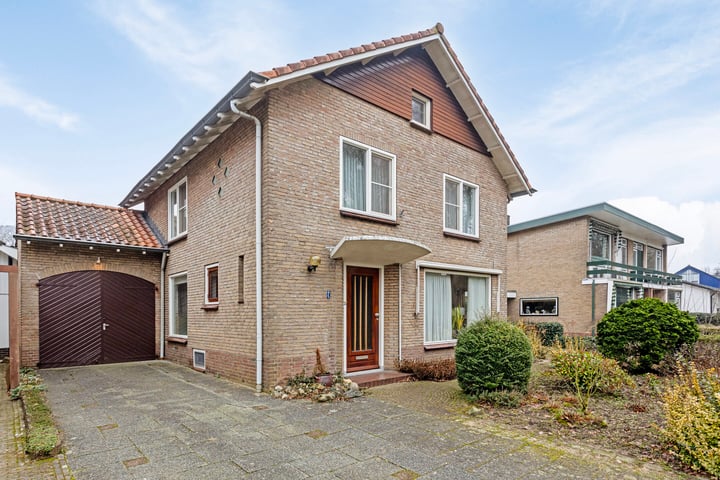 't Veld 7