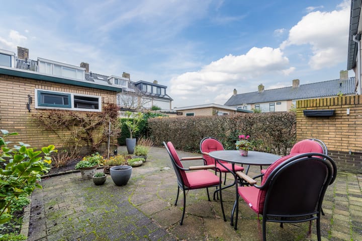 Foto 37 van Dronenplein 6