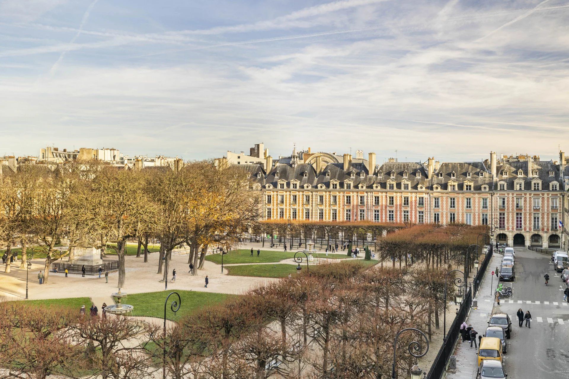 Foto 9 van Place des Vosges