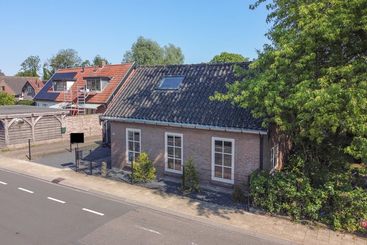 View photo 25 of Oud-Loosdrechtsedijk 276