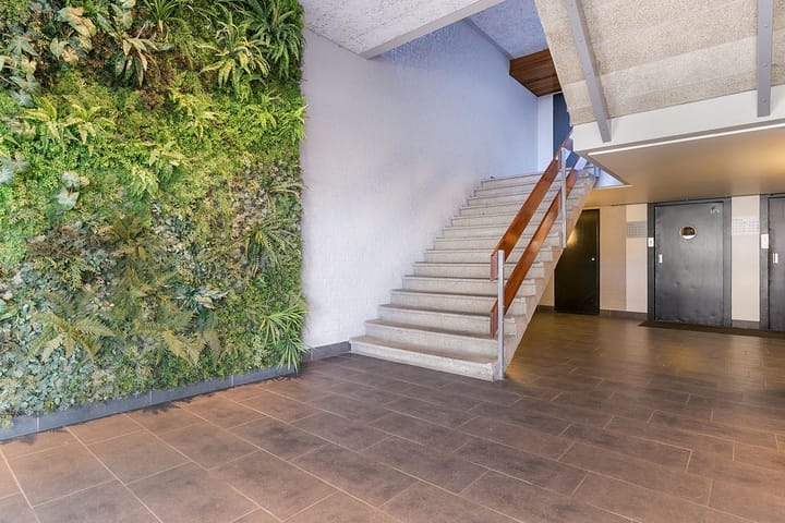 Foto 9 van Nederlandplein 12