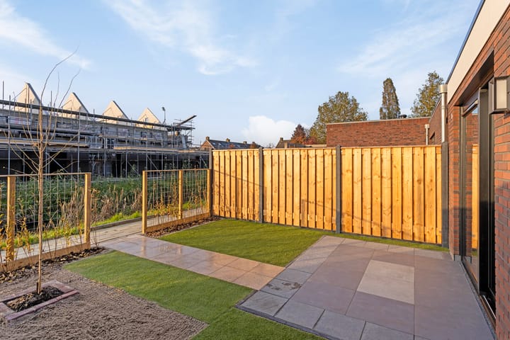 Foto 31 van Hoefsmid 5